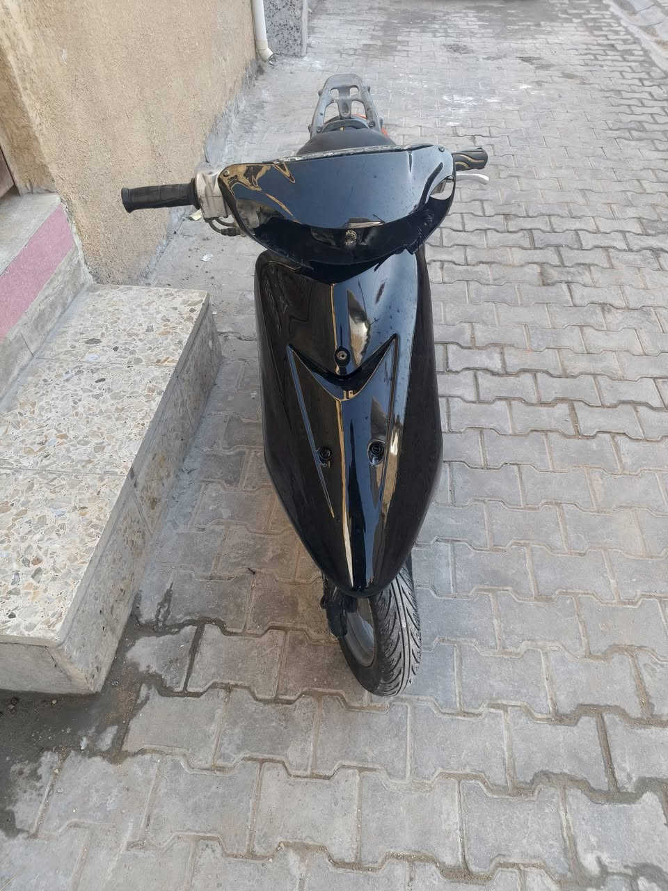 سلام عليكم عصفوريه للبيع
سلف وهندر شغال

بيعه مستعجله السعر 250 ألف وبيه مجال

هذا الرقم للاستفسار ***********

الدرجه برغي مابيه مفتوح مال رمبه
مكاني الشعله
