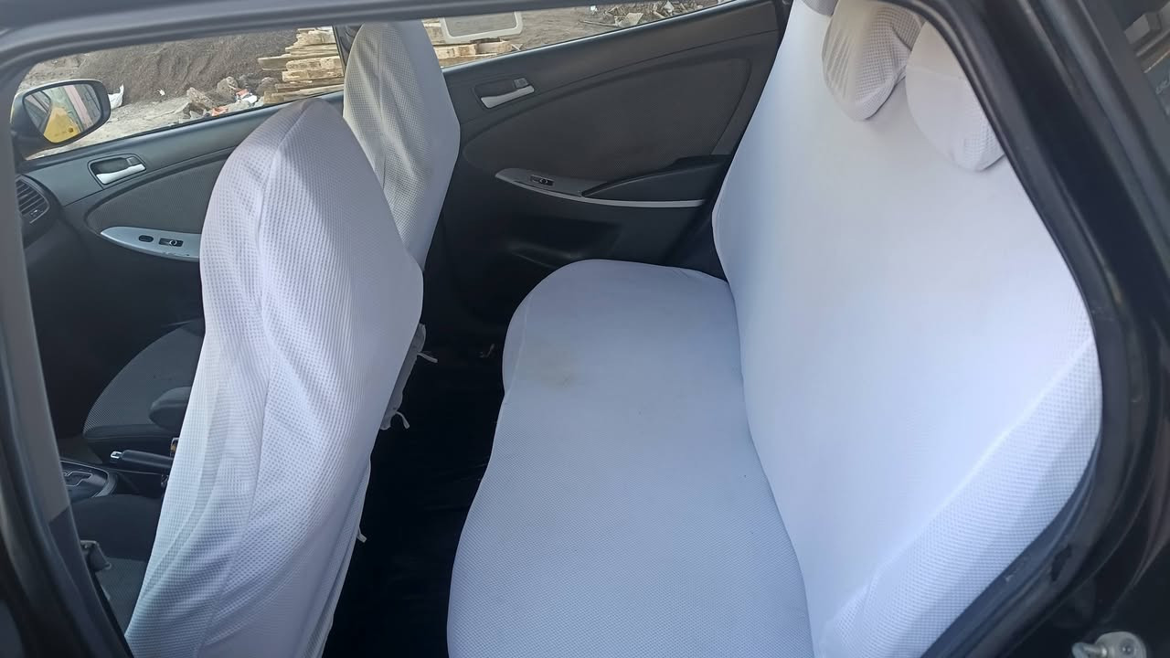 السلام عليكم اكسن مضلع موديل 12 امريكي رقم بغداد شرعي بلموصل اتريد وكاله اتريد تحويل هيئه و غرامات صفر بيها جملغ اليسار امبدل بدون دواخل وبيها تلقيطات مال تكسي والباقي كود واحد كربون اكتروني بيها مكينه وكير شرط السعر 79 وبيها مجال اتصل وتدلل *********** *********** العنوان موصل
