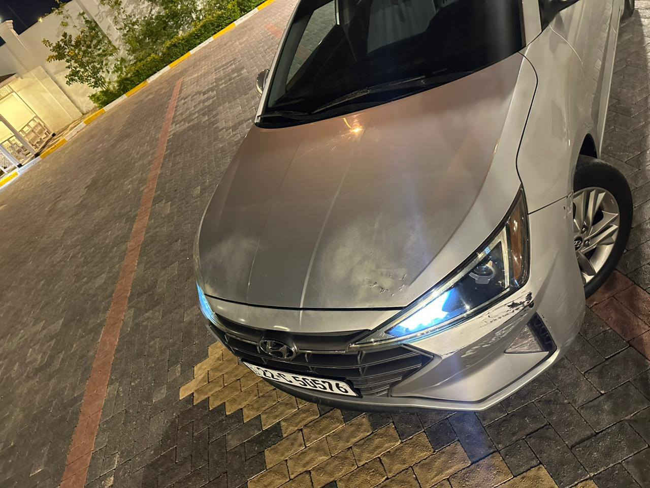 سلام عليكم 
النترا 2019 رصاصي 
امريكي حادث بالبنيد فقط 
محرك 2000 دوش مكفول وكير مكفول 
رقم شمالي  
المكان الفلوجه 
***********
