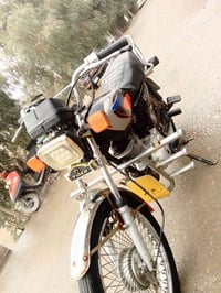 دراجه للبيع تايكر موديل 2019وراق كامله نضافه كدامك نضيفه كهربائيات كله...