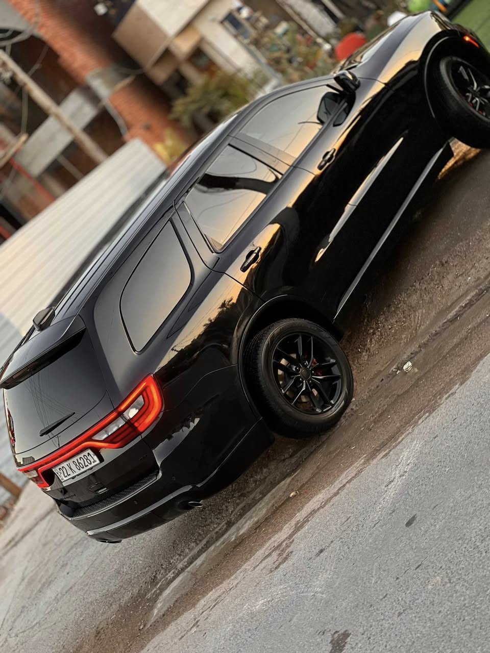 دوج دورنكو 2021 
جيتي gt بلاك تووب 
داخل جلد 
تو ويل 
استرين دركه D
شفتات سترين 
تشغيل عن بعد دبل بصمه 
بجم زينون 
شاشة ايباد كار بلي واير ليس 
ماشيه 61 mil
بدون نقص كامله للأخير 
كير ومحرك شرط الفحص 
رقم هزه سنويه كله جديد 
حادث ربع جاملغ امامي صور حادث وسونار مرفقه 
ايرباك سستيم
توقف ذاتي عند الرجوع
إطفاء وتشغيل المحرك عند التوقف 
مرايا جانبيه عاكسه للضوء مع تدفئه
مكان 
بغداد العامريه 

***********
