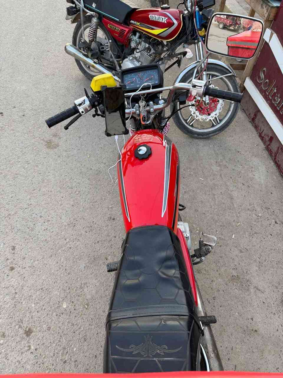 سلام عليكم درجة ايران اربعه كير البيع درجة خير من الله نضيفه لا تبخر ولا تنقص سعر  ٤٥٠ الف بيه مجال قليل رقم الهاتف ***********
