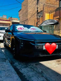 K4موديل 2025 وارد امريكي حادثهة امامي تبديل بنيد  وباب السائق كلير امر...