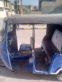 تكتك ببياجو اوراق للبيع موديل 18 نضيف الكشر مابي كل اخياس بس يرادله شو...