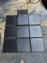 ألواح شمسية • ٢٠٠ واط • حجم شنطة لابتوب