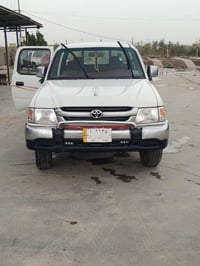 تيوتا جمره موديل 2005 للبيع مكينه كير حداديه كله شرط كهربايات كله شغال...