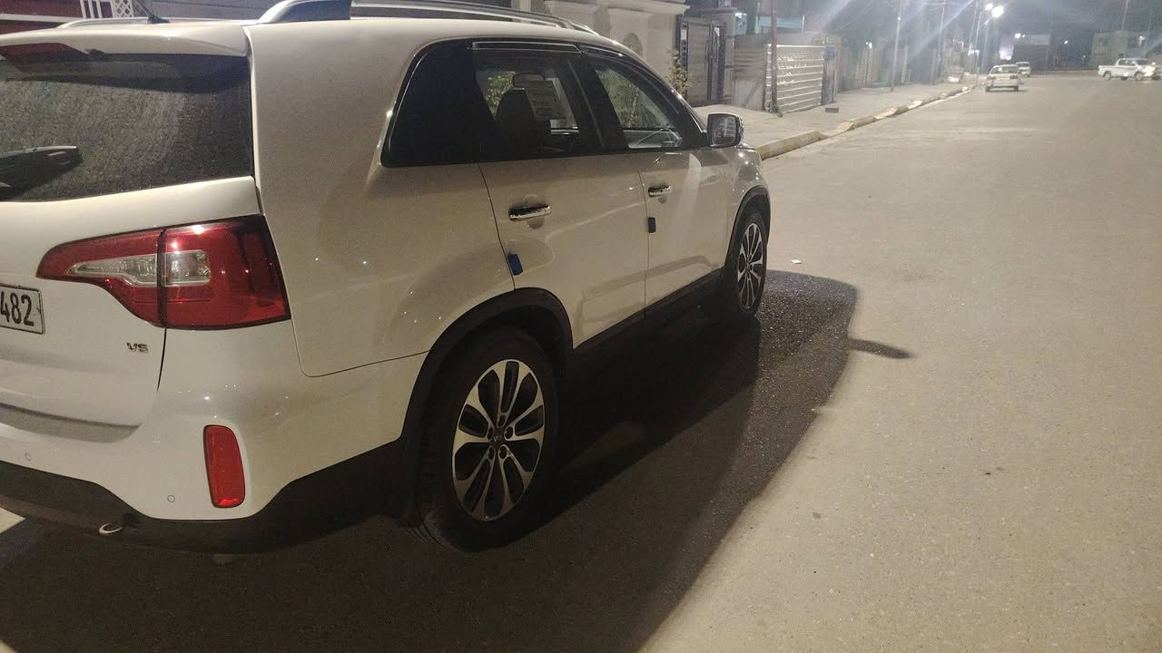 سورنتو ٢٠١٣ خليجي شكل ٢٠١٥ 
٦سلندر بصمة ٧راكب كشن كهربائي ٣قطع تبريد

مكينة خير من الله مبدل كازكيت لد أمامي خلفي

السعر ١٨٠ وبيها مجال بسيط رقم بغداد دولي 

للاستفسار

*********** العنوان واسط الصويرة
