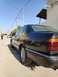 بي ام دبليو 735 • رقم بابل • ٦ سلندر