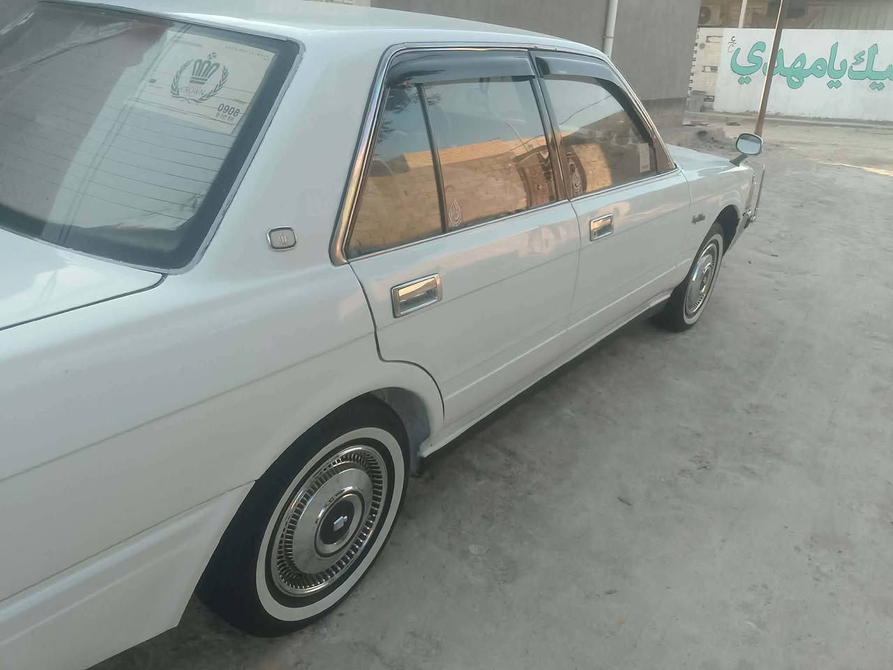 السلام عليكم سيدان للبيع يسرا بلاد مكان سوق الشيوخ ***********
