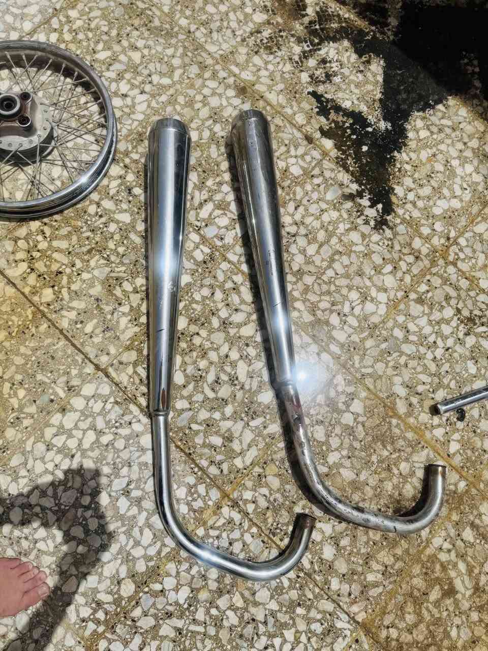 سلام عليكم غراض مال نامه (وياله،تانكي ، تاير ، جوب مال تاير ،دوسه مال بريك ،صالنصه ، مدكر  , كشن نامه عالي )كلمن وسعره راسلني خاص لو اكتب بتعليقات وانه اطبلك وهذا رقمي***********
