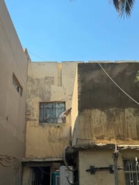دار تجاري للبيع مقابل مستشفى الشعب العام من جهه باب الطوارئ حيث تكون م...