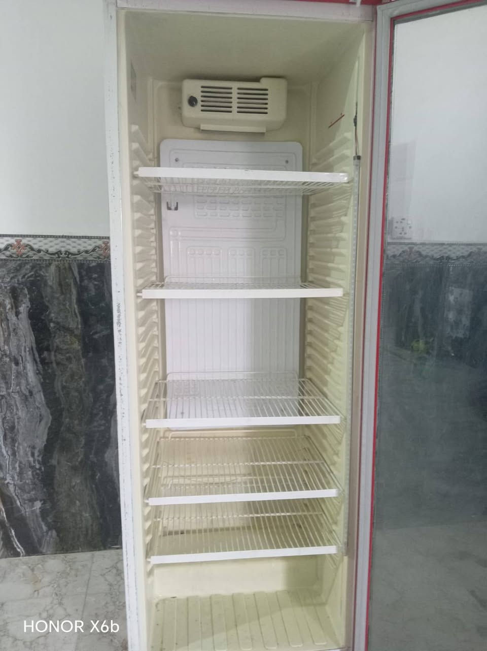 عارضه البيع شبه جديده كلش قليل ستخدامه سعر350بيه مجال شراي ***********
