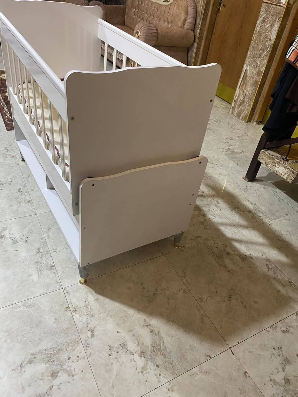 سرير أطفال (كاروك) حجم كبير مستعمل الطول متر وربع والعرض 60 cm مع دوشك طبي نظافة 90٪
السعر ١٥٠ وبي مجال

مكاني المسيب حي الشرطة

***********
