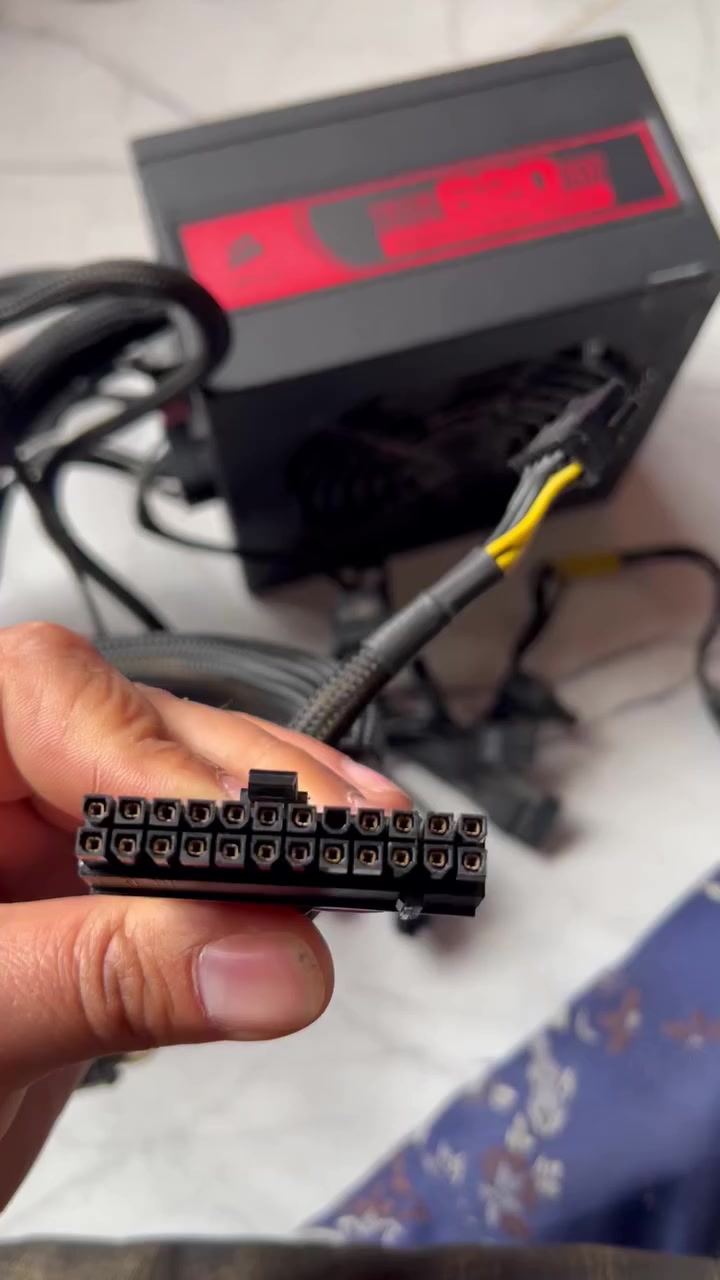 بورات مستعمله للبيع شغالات
كورسير HX620W

ثرمتلك 630w

فري سايلنت ايطالي 650w

دل Dell lnc265w سستم اصلي مو تجاري 

ابيع شلع الي يفده ينطيني سعر بالعافيه


**إذا كنت صاحب هذا الإعلان وتريد حذفه لأي سبب، رجاءا أرسل رسالة إلى الدعم الفني**