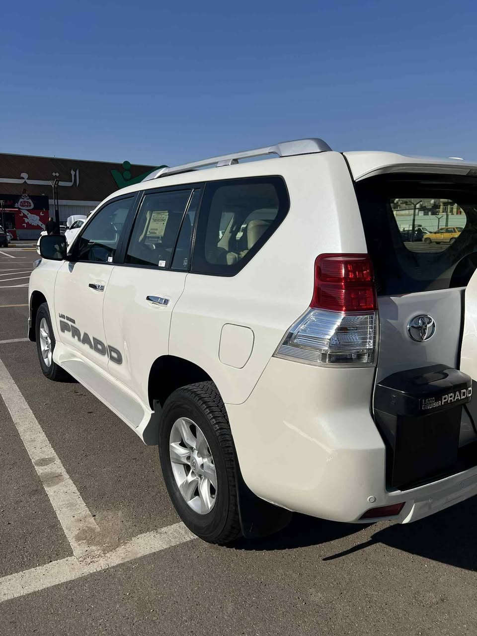 السلام عليكم برادو ٢٠١٣ كويتي
ماشيه ١٣٠ الف فول موصفات
محرك ٦ شلندر
بصمه
فتحه
كشنات جلد
دبل تانكي
شاشه
كامره خلفيه
حساس خلفي
هوك خلفي
سياره بدون صبغ بجم محدث دعاميه ولايت وبجم اصلي موجود
سعر ٢٨٨ بيه مجال بسيط بيع او مراوس
للتصال***********
