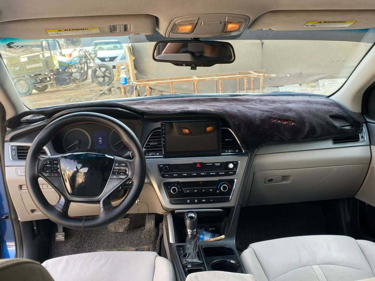 السلام عليكم  بيع مستعجل سوناته للبيع وارد امريكي كير مكينه ضرر فقط بنيد صبغ  حداديه السياره معروفه موصفاته وجاهزه غرفته جديده السياره مال بيت مكانه نجف كوفه السعر 120 وبيها مجال ***********
