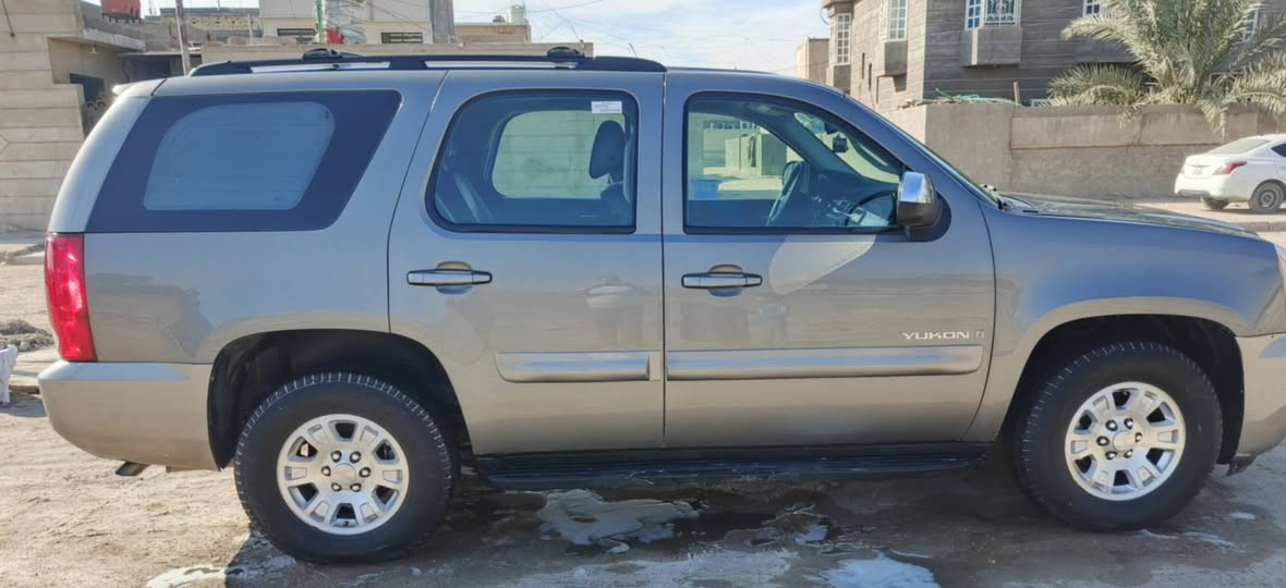 السلام عليكم GMS يوكن دينالي ادوات مكفولة كفالة عامة من كص و فتح و سرقة و عشائر و كلشي فول مواصفات جاهزة و كاملة سيارة جديدة حيل سعرها 90 وبيها مجال عنوان البصرة رقم راعيها ***********
