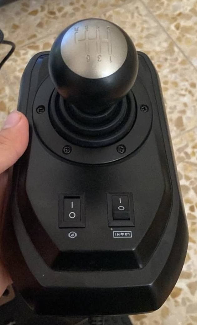 السلام عليكم دركسان نوع  9v جهاز نضيف جدا نظافة 100  استخدام   اربعة  ايام  السعر  مال بيع 100 وبيه مجال بسيط أن شاءالله اتصال على الأرقام التالي  *********** / ***********
