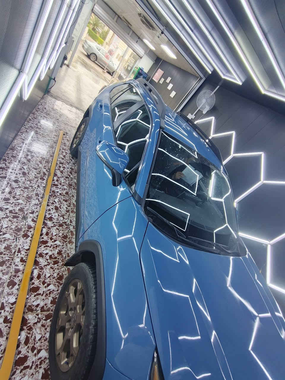 راف فور هايبرد 2023
فئة ودلاند  جبلي trd 
الضرر جاملغ تبديل   فقط والباقي قطع صبغ  نص البونيد  وربع باب وجاملغ السايق  مصبوغ 
ماشيه ٤٧ ميل  السياره اقتصادية تبريد ثلاجه قطعتين 
رادرات  قياده ذاتيه  خروج مسار هواي امور بيها 
السعر ٢٢٢ ورقة وببها مجال  مكاني الاعظمية 
***********
***********
