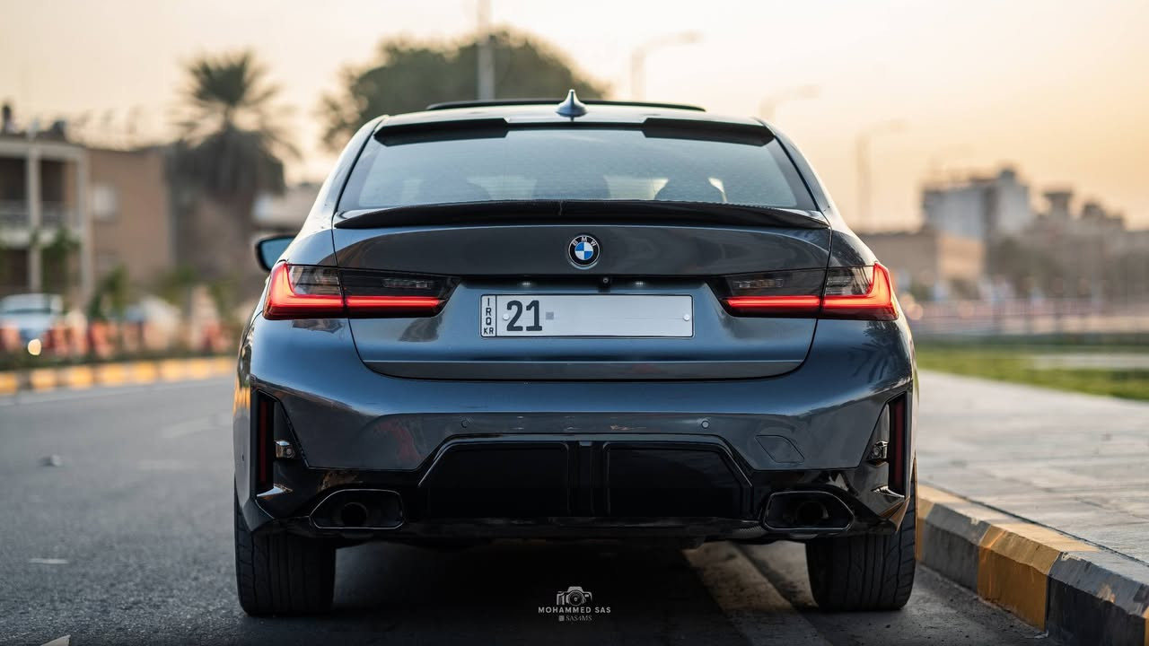 للبيع فقط بدون مراوس وسعر مناسب
BMW330 X Drive
2020 
Kit M 2024 
ماشيه ٨٥ ميل
-----------‐------------------
السياره فول موصفات 
-كيجات دجتال 
-شاشه  كبيره
-كشنات تدفئه + فول تحكم+خزن ميموري
-رادر منع تصادم+رادر النقطه العمياء+رادر خطوط الطريق 
-اوتو هولد
-٣ مودات للقياده 
-اناره ليد دشبول متغير الوان 
وبعد بيها كل هواي موصفات 
-----------------------------------
ضرر سياره جدآ بسيط بدون دواخل 
جاملغ امامي وباب صور ضرر موجوده
صبغ قطعتين الجاملغ وباب فقط
ايرباك طاك
-----------------------------------
ميكانيكيات 
محرك جديد شادلها
كير تبريد كهربائيات كفاله صفر مسج
عندي الصدر يحتاجله تريب بسيط
______________________
سياره كلش حلوه وكاعد 
رقم سليمانيه تحويلك ثاني يوم
وبس الكت و الكماليات البيها مكلفاتني فوك ٢٠ ورقه 
وبل عافيه على شراي 
سعر مطلوب ٢١٥ ورقه وبي مجال حك جيه 
مكان سيارة 
بغداد حي جامعة 
متواجد وتساب 
‎0773 398 9407
