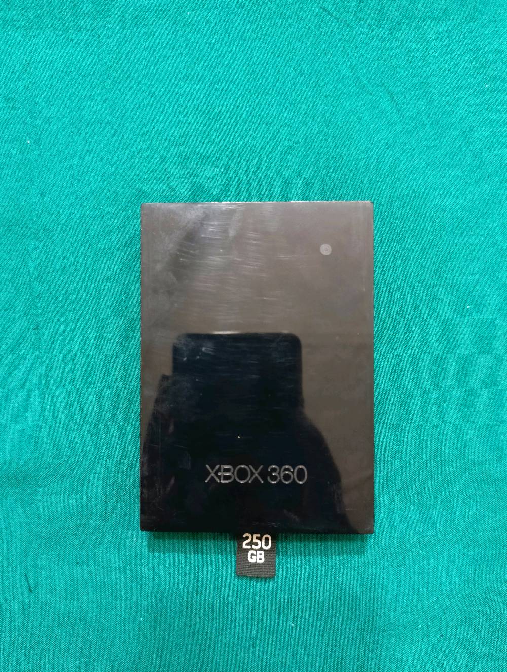 اكس بوكس 360 اخو الجديد
النضافه 85	٪ العاب 94العبه 
السعر 150 مكاني الناصريه 
مركز التواصل واتساب ***********