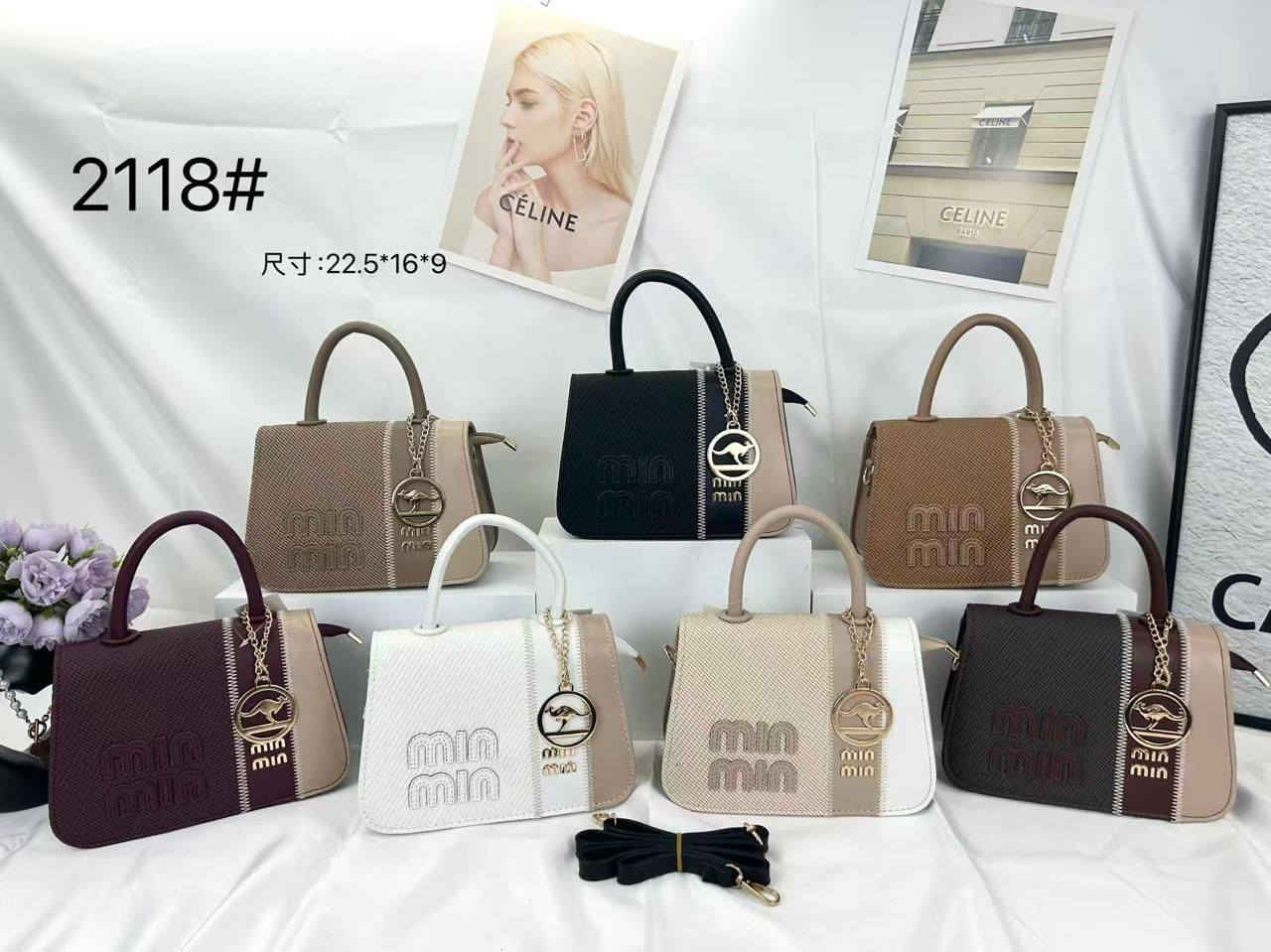 حقيبة نسائية  أنيقة ✨ 

    تصميم عصري  مع لمسة فخامة

         تتوفر بألوان تناسب جميع الأذواق


**إذا كنت صاحب هذا الإعلان وتريد حذفه لأي سبب، رجاءا أرسل رسالة إلى الدعم الفني**