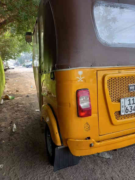 السلام عليكم تكتك البيع موديل 22 شهر 7تكتك مكينه كفاله اكسن كفاله تكتك كماله رقم وسنويه تحول 2يوم كشر بيه ضربه خلفيه يم بكليت خلفي بس وبقيه كله كفاله حته دوس ما معمره مكان بغداد حي اور سعر 8700 وبيه مجال تخم تيار جبلي جديد توصل عله هذه الرقم ***********
