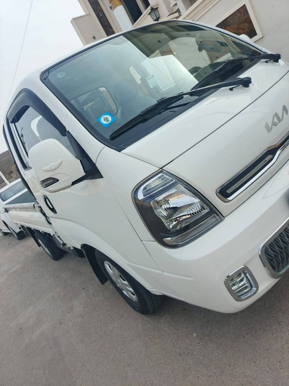 ﷽
السلام عليكم كيا حمل 2023 بغداد رقم انكليزي  السياره جديده مكفوله منكلشي من كشر وشاصي  ماشيه 28الف كم 
السياره مسستمه ومغلف البديي تغليف درجه اولى سياره مدوشمه اوجاهزه منكلشي العنوان الانبار قضاء عامرية الصمود 
السعر خاص او علق بتم يصلك السعر 
للاستفسار اكثر الاتصار على هذ الرقم 
***********
