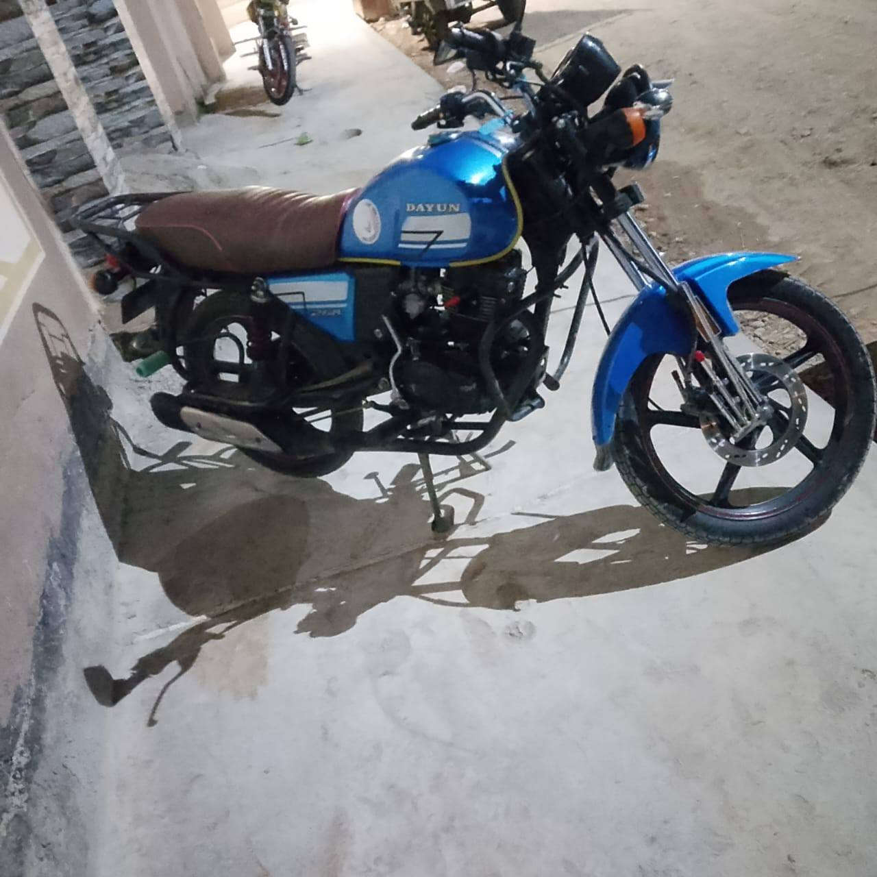 سلام عليكم دايوان موديل 20 مابي اي نقص اوراق سحب السعر 900 وبي مجال العنوان ديالي دلي عباس وهاذ رقم ***********
