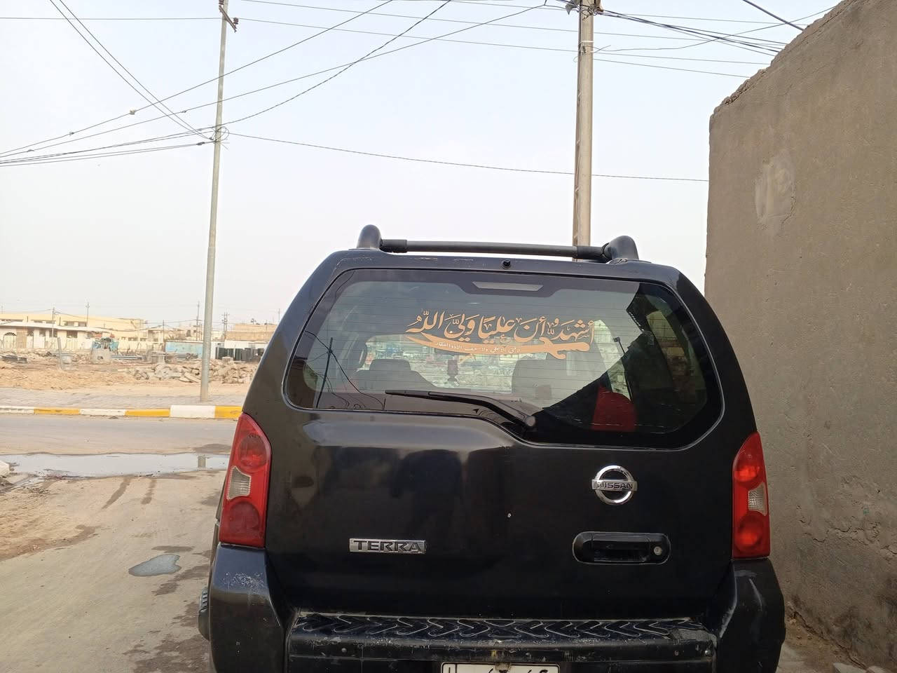 السلام عليكم سياره نيسان اكسترا موديل 2007 للبيع رقم بغداد سنويه 2028 
تفاصيل السياره بيه صفحه جه السايق 
منضومه زنيون بلاجكتور اضافي ثلجي + اصفر 
تحكم ستيرن 
مري كهربائي 
حداديه جديده امامي خلفي 
شغال تدفئه + تبريد 
سياره جاهزه من كلشي ما بيه نقص 
السعر 70$ وبيه مجال 
واتساب ***********
