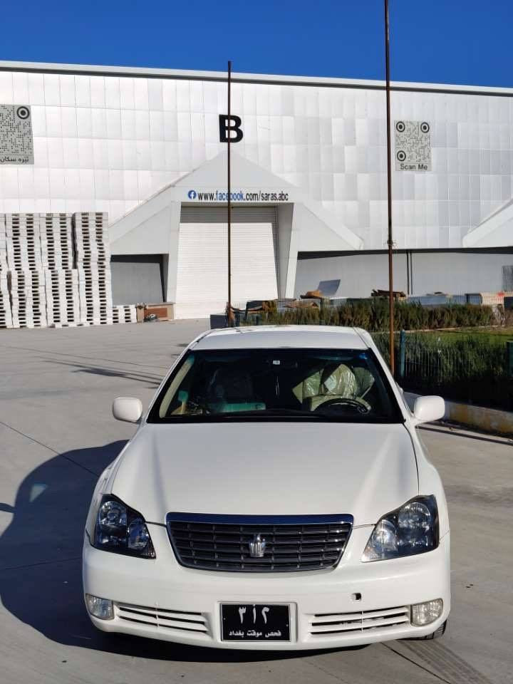 شاهینە  ڕۆیاڵ 2008بڕاوە بڕوە
ساج مەلەکی 3 دوگمە  پەردە 
لێدراو سەقف کەڤەر بەشەرت   
سەیارەکە لۆکەو دینار مەسرەفی تیا نیە 
ئاوێنە شەفتو لایت ناوچەی کوێر  
  118 هەزاری حەقیقی چوە 
چوار تایەو ویلی خاوێنی  لەژێرە  
 ساجەکانی بێ شکاوین  ڕۆنی گێڕو مەکینە گۆڕاوە 
ساردو گەرم بەشەرت  کونی گەرمی گیراوە 
موشتەری تێل بکە ئەتخەمە سەر چاوم گۆڕینەوە ناکەم 
قیستم نیە 
شوێن 
حاجیاوە ڕانیە ژمارە 0750 7018028
