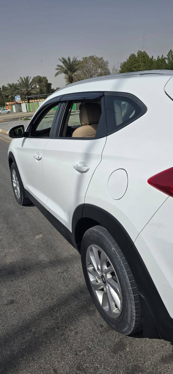 السلام عليكم سياره توسان 2016 خليجي للبيع
بيهه صبغ جاملغ أيمن وخشم البنيد بدون دواخل الساره بسمي التحويل مباشر الرقم انكليزي بغداد دبل كامره الداخل لونين تحكمات شاشه ونصف فول المكان الامين الثانيه السعر 142

الشراي يتصل على الرقم ويدلل شرط التحويل

*********** ويوجد واتساب
