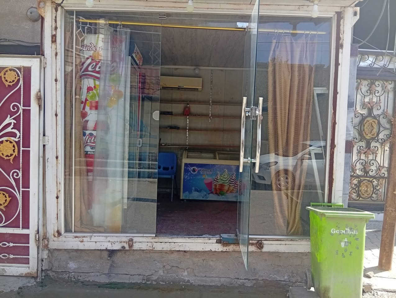 السلام عليكم 
كرفان مستعمل للبيع 3 في3 مع جام خانه للاستفسار الاتصال على الرقم ***********
