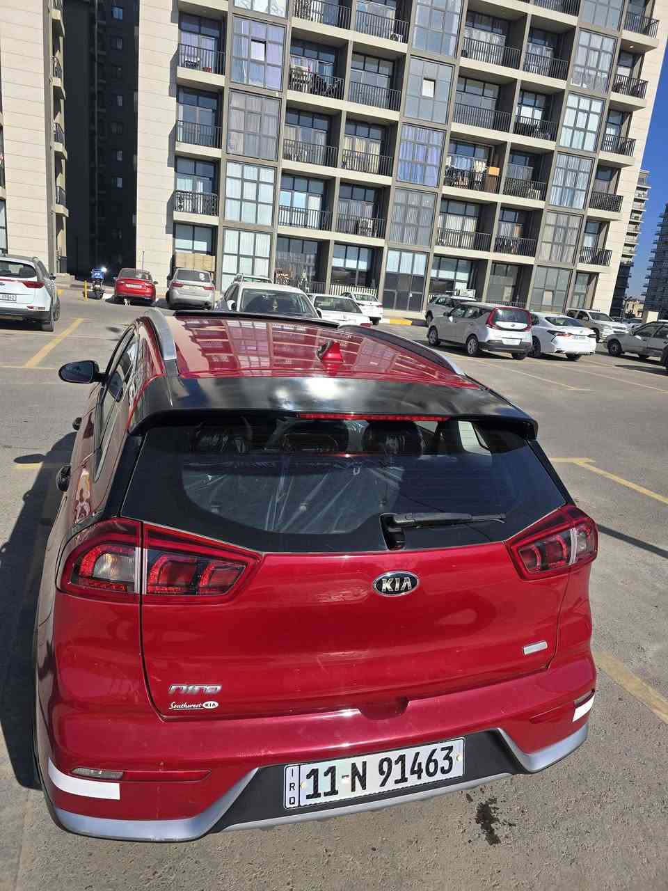 كيا نيرو موديل 2017 هايبرد محرك ١٨٠٠ بطاريات جد
فول مواصفات بصمه فتحه سقف تدفئة كشنات كشن كهرباء 
شاشه كامره فول تحكم ستيرن رادار امامي وخلفي وجانبي قياده ذاتية تحديد مسار لايت وبكلايت ليد. منضومه زنون اماميه. مري شفط وترحيب عند الاقتراب. ماشيه ١١٦ الف.  رقم بغداد بأسمي حادثها بابين ايمن صبغ فقط.. بدون دواخل وبدون شواصي بجم كبس صندوق كبس.  مكاني بغداد الكرخ السعر ١٣٠ وبيها مجال بسيط ***********
