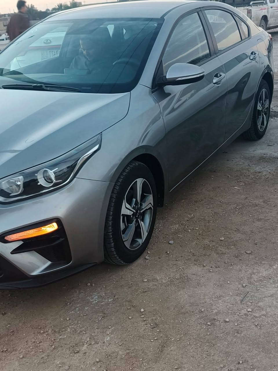 2019  رقم بغداد دوالي الجديد هزة جديده مكينه 1600

مكفوله كفاله عامه فقط بارد 4 اصابع باقي سياره شرط كله سليم  سياره جديده كير محرك تبريد مكفولات تخم تاير جديد 

المواصفات

ويل كب/اشاره بلمري/مري شفط/بلاجكتور نهاري ليلي/حساس خلفي/

تحكم استيرن/تبريد قطعتين/

شاشه +كامره/ خمسة ويل كب

استخدام شخصي السياره ماشيه 75

مكاني السماوه الوركاء 

رقمي  ***********
