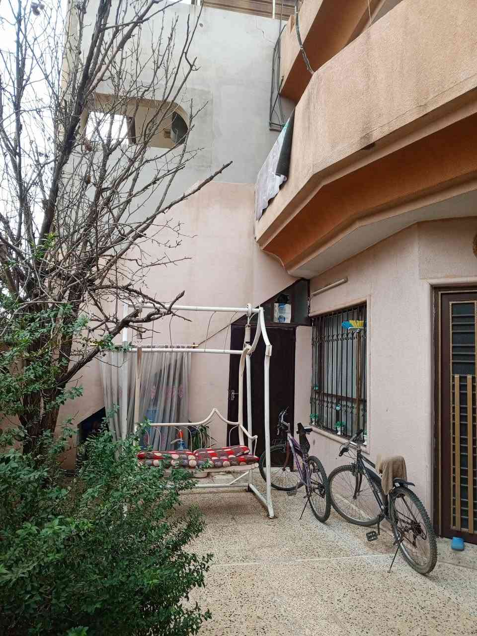 📢( إعلانـــ  إعلانــــ ) 📢
📢 دار للـبيــع                     
◾️ العنوان/الصديق الاولى مقابل جامع صلة الارحام 
◾المساحة220 واجهه 11معزول بدرج خارجي 
◾️طابق الاول غرفتين نوم وهول واستقبال ومطبخ
      وصحيات 
 ◾الطابق الثاني 3 غرف نوم  وصحيات وبيتونه 
◾ لمعرفة الاسعار وباقي العروض 
    على رابط التلكرام 
  https://t.me/+qTZcegvM12c4NmNi 

☑️ للاستفسار مــراجعــــة #مكتــــب_البـحريـــن
حــــي الحدبــــاء قــــرب مرطبــــات البحريــــن
او الاتصــــال علــــى الارقـــام : 
                              ***********
📞‏ *********** ‏
