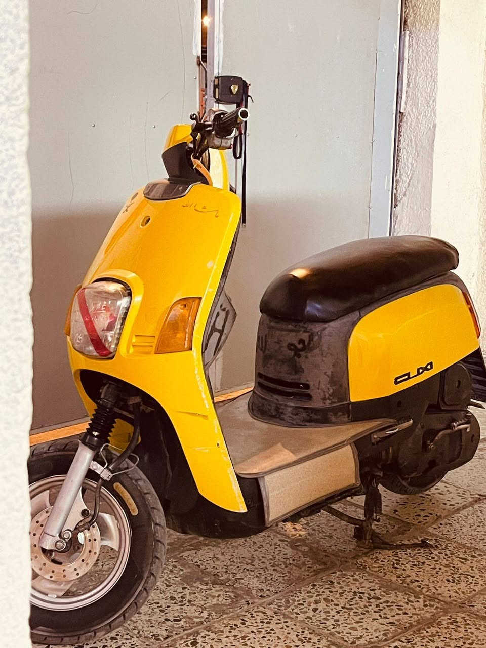 سلام عليكم ماكس بوليس لبيع نقصه بس سلف و شوته اوراق و منفيس كاملات السعر350قفل متواجد ع لفيس ***********
