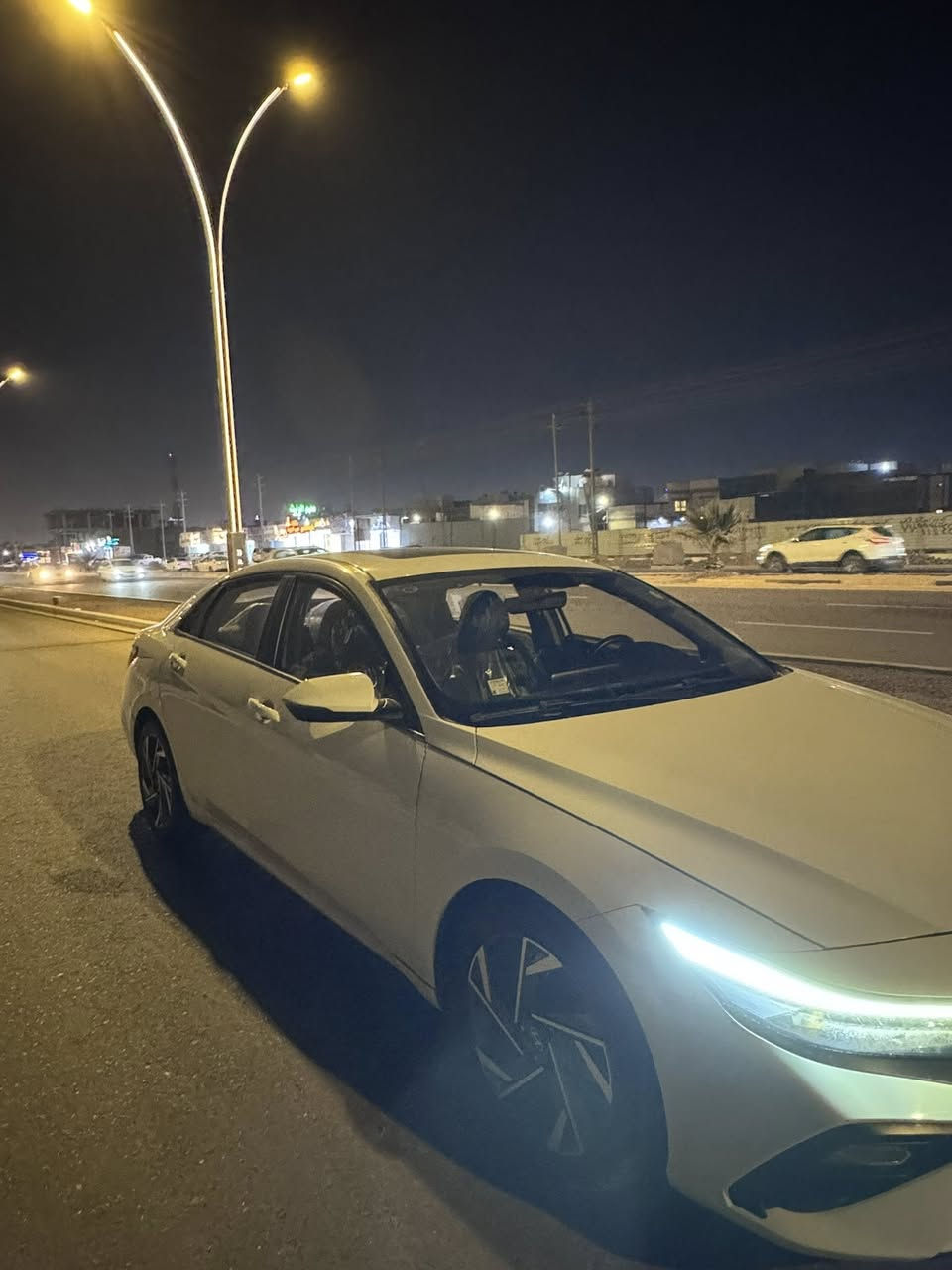 النترا خليجي ( تجميع الصين)
هيونداي النترا 2024 كامل مواصفات

المحرك : 1.5 دبل نوزل كير 8 سرعات رقم اربيل وكالة باسم شركة

مكفوله ضربه صبغ تبديل بصمة تشغيل 

عداد سرعة ديجتل

مقاعد جلد اسود 

مثبت سرعة

6 ايرباك (الدشبول الدركة التكم المقاعد)

لايت r

لايت زنون عالي ناصي

فتحة سقف

الدركة شكل الرياضي حرف D

تبريد قطعتين

مري كهرباء + اشاير بالمري

كروس سرعة وفول تحكم ستيرن

حساسات امامية وخلفية + كاميرا

سايد بريك كهربائي

درايف مود + اوتو هولد

 ماشيه28

السعر 140

رقمي***********
