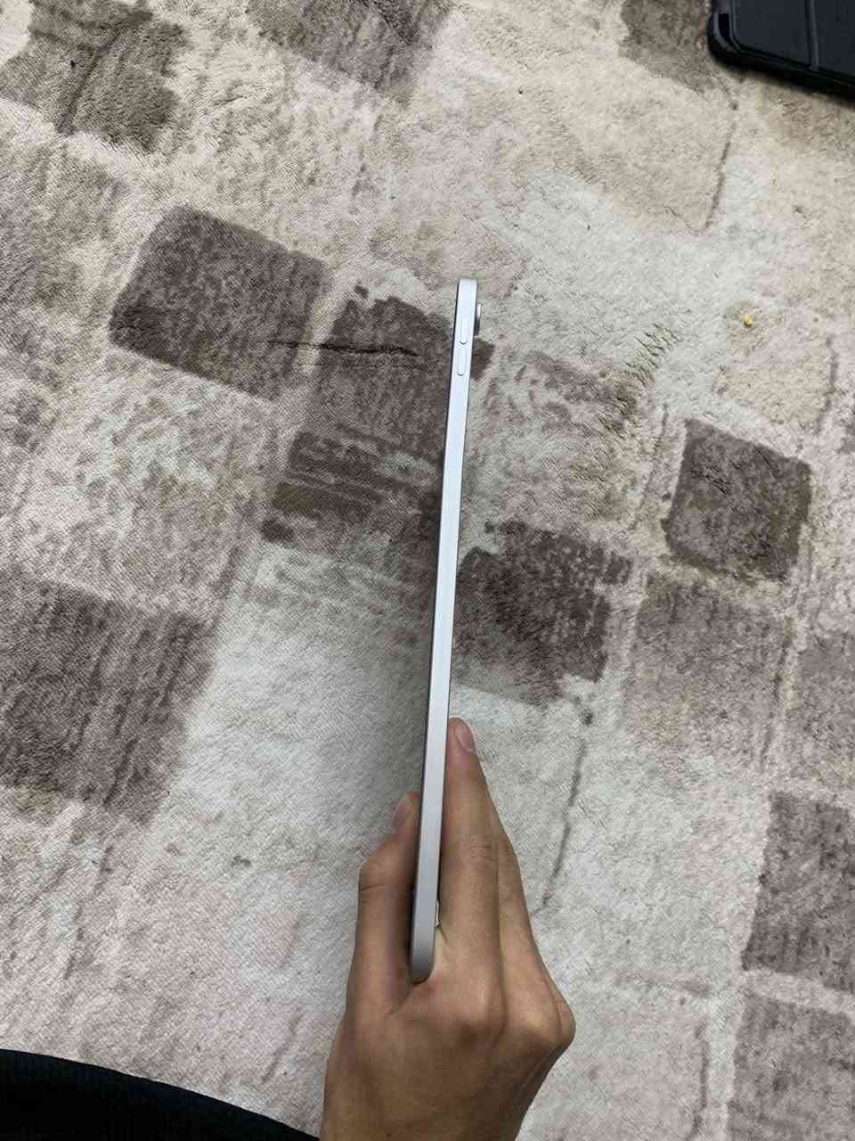 ايباد 10
مثل متشوفون الجهاز نظافة 100 
ملحقات كاملة + كفر هدية
بطارية 91 مشحون (232)
الفطر هذا باللزكه 
مكاني حلة مركز تجي تفحص هلا بيك 
توصيل ماعندي 
باقل التفاصيل خاص


**إذا كنت صاحب هذا الإعلان وتريد حذفه لأي سبب، رجاءا أرسل رسالة إلى الدعم الفني**