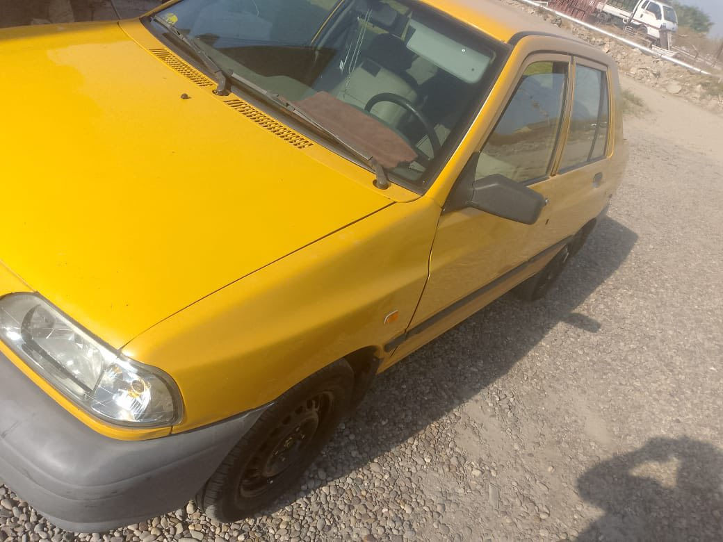 يالله سايبه موديل ١٥ نظيفه كلش جاهزه من كلشي مكان السياره بغداد حي الجهاد السعر ٤١وبيها مجال شي قليل***********
