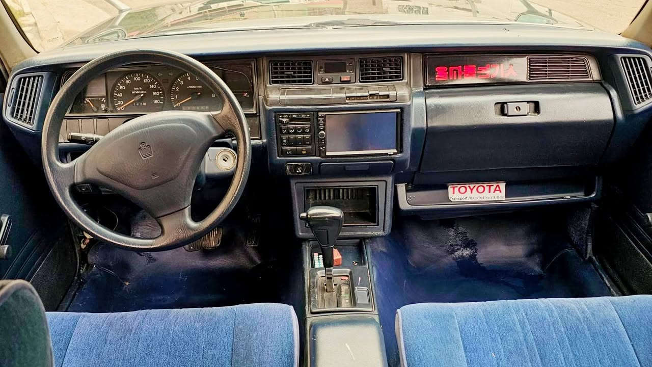 السلام عليكم الغوالي أرنب اكراون دعاميه استيل مكينه ونجي خير من الله دشبول يسره فقط 3 قطع صبغ بدون دواخل أثر جراد رقم بغداد الجديد مكان السياره بغداد مقابل الطوبجي اي استفسار اتصل ***********
