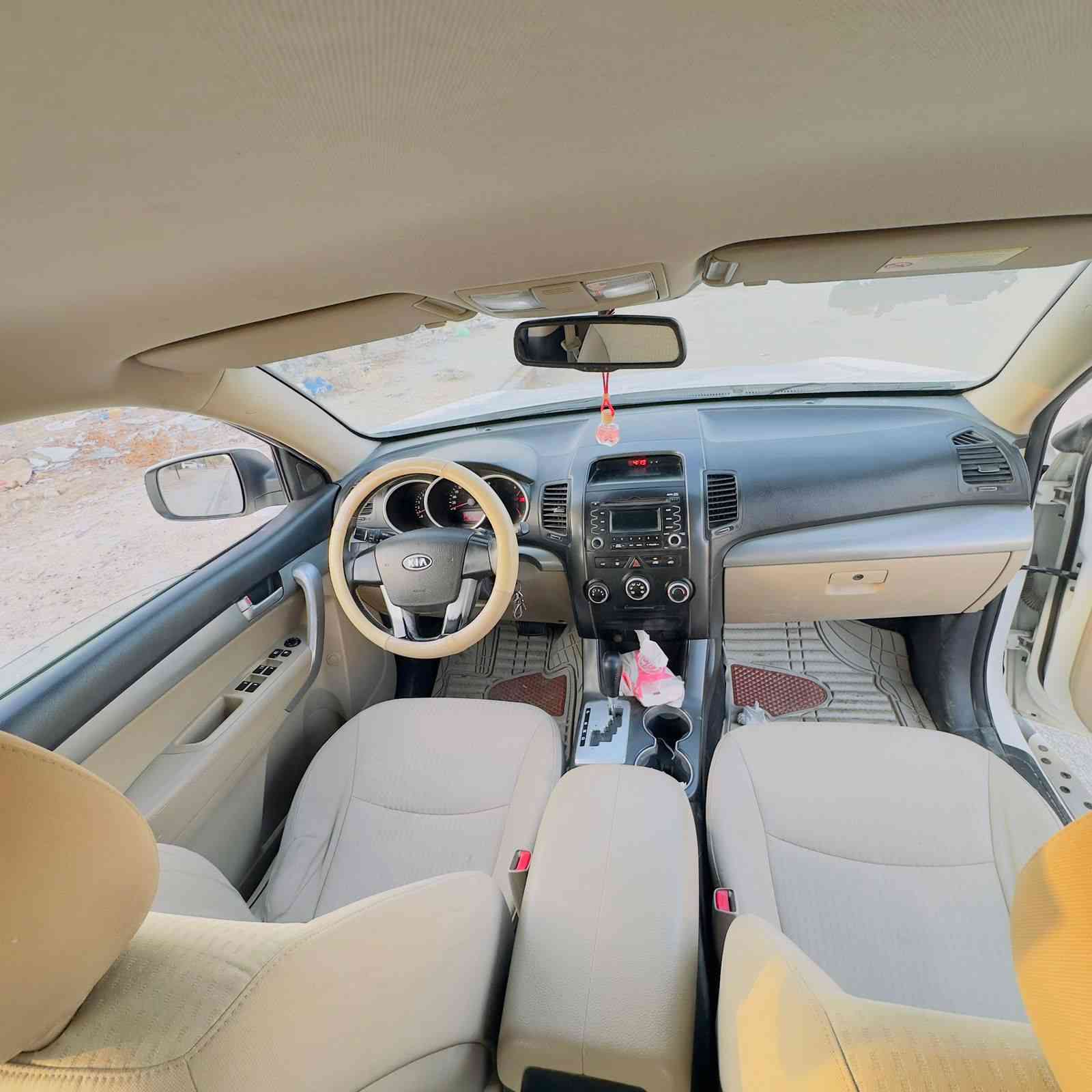 سلام عليكم
سورنتو 2012 خليجي رقم اربيل محرك 4 مكفولة من الصبغ ولتبديل تخم تاير جديد حدادية كاملة جديدة مكينة وكير وتبريد جاهزة السيارة مكان نجف السعر 142
***********
***********
