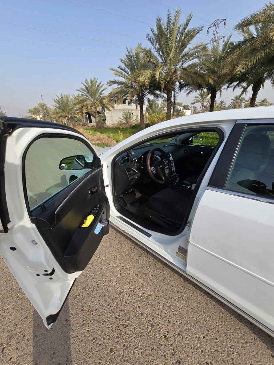 ماليبو ٢٠١٢ محرك ٢٤٠٠ كير محرك مكفول تبريد ثلج منظومه زينون شمسي جاهزه من كلشي وارد خليجي حادث فقط بنيد مصبوغ رقم سليمانيه تحويل ثاني يوم . ***********  السياره موجوده بغداد المحموديه سعر ٨٢
