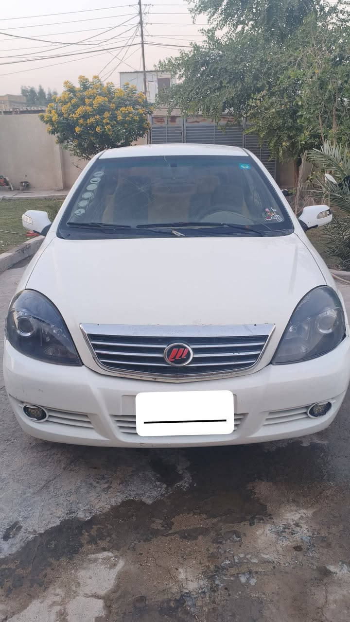 سلام عليكم سيارة ليفان 520 للبيع موديل 2011 
المحرك كورلا گير عادي سياره مكفولة من الگلبه والگص 
بيه فقط دحجات بصيطه سياره جاهزه گبل للشارع مكاني 
طريق كربلاء نجف كهربايات شغاله حداديته خير من الله 
رقم انگليزي رقمها قادسيه وسنويه جديده ومصفره
ملاحظه: السياره تنباع اقصاد سكنة النجف وتنباع نقد
الشراي بي خير ويدلل هاذا رقمي ***********
