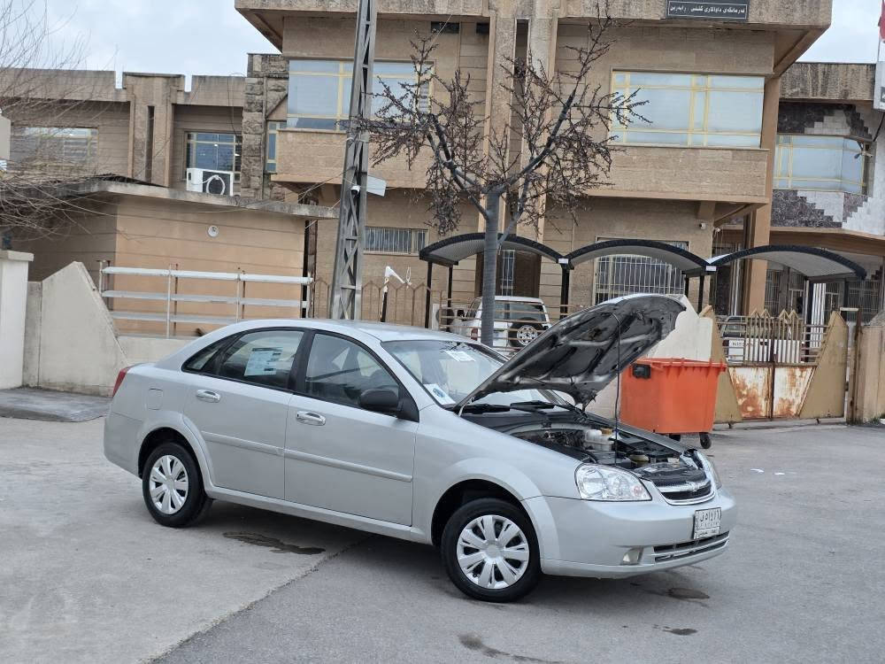 لۆک لۆک بل پاکەت 
ماڵی دۆست نموونەی جوانی 
ئۆپترا مۆدیل 2005 گێر حادی 
رەقەم بەخدادی ئەسڵی سەنەوی ئەسڵی هەیە بەشەرتی ئەوەلیان واجیهەشم بۆ راکیشاوە بی کێشەو موشکیلایە 
نوکە دەرزی لێدراوی پیوە نیە 
موس براوە بەشەرتە ماڵاکە بەس ماشاڵڵەی دەۆێت چونکە زۆر لۆکە 
بۆجوانی لەسەر کاڵ بوونەوە کامل کورە کراوە زۆر جوانە 
هەموو گیانی مەزبووتە تەبریت ساردوو گەرم مەزبووتە چوار ویلو تایەی لۆکی لەژیرە پاتڕی لۆکەو دینار مەسرووفی تیانیە شاشە ئایپادە دەسک مۆنیکایە جام کارەبایە 
شوێن رانیە *********** کۆتای $36 رانية, السليمانية
