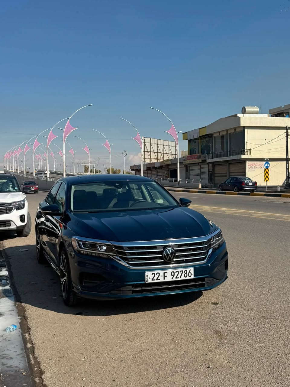 باسات 2022 se plus فول مواصفات
سعر 160

بيه جاملخ وبنيد بدون ايرباك فقط بردة 
باسمي سنوية جديدة
ماشية 25 ميل 
بيه كابون بنزين
كير محرك كله شرط بدون عيب
مكان سيارة كركوك
***********

