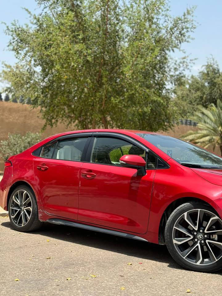 السلام عليكم
كورلا امريكي SE 2020
محرك 2000 ماشيه 💯 
حادث سياره دعاميه وبنيد دعاميه. مخيطيها وراجعه. يعني سياره ليبل واحد. ايرباكات كلها سليمه
ويل كب وتاير حجم 
مواصفات معروفه
لايت زينون 
شاشه
تحكمات
وباقي المواصفات واضحه ب صور
سعر السياره 140 ورقه
سياره بيها كاعيات تيوتا الاصليه وكتب السياره. وجادر سياره
رقم سياره بغداد. مشروع. وطني وين ميعجبك تحول
عنوان سياره حله. نادر  للاستفسار ***********
