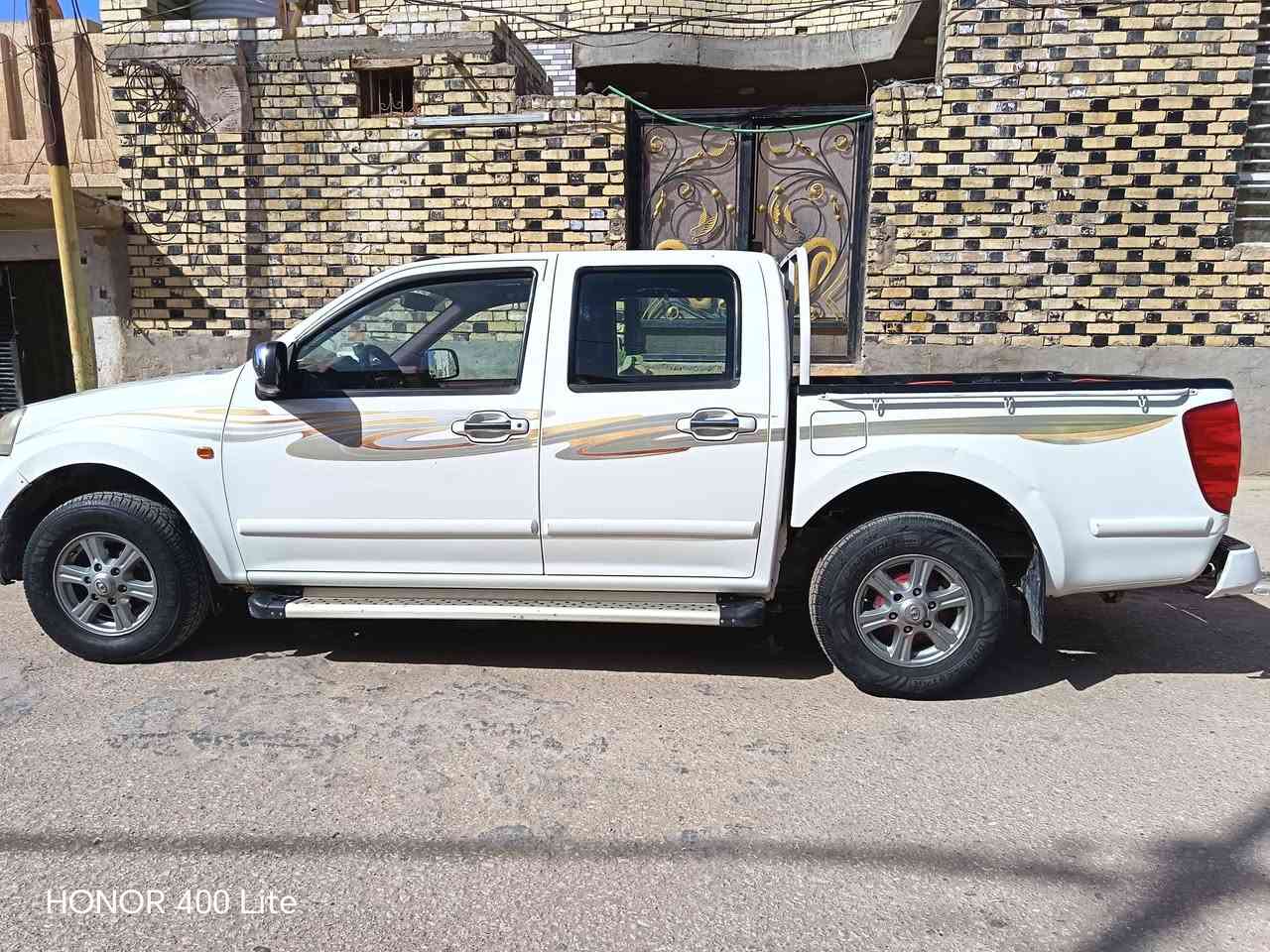 السلام عليكم سيارة كريت ويل للبيع موديل ٢٠١٦ جديده ما عايزه شي تبريد 🥶 تدفئة 🥵
شاشة وكامرة فول حدادية ومقدمها يخبل سيارة خير من الله تمشي معدل شرط رقم انكليزي جديد
 السيارة باسمي رقمها نجف مكانها بالنجف الي يريدها بي خير ويدلل  سعرها 98 وبيها مجال بسيط 

***********
