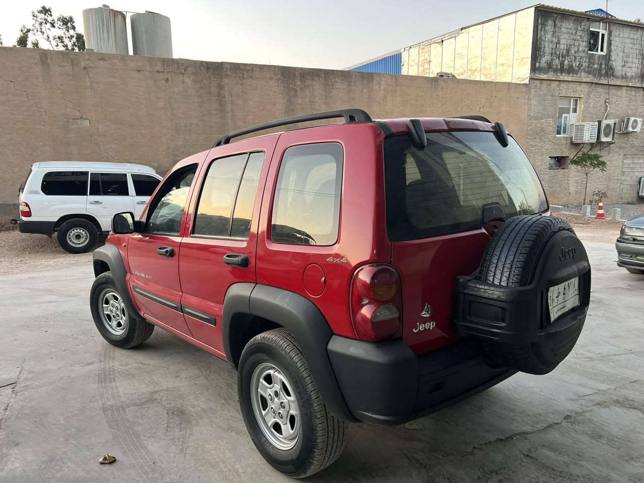 جێب لیبرتی حەرس حدود2006 بێ ڕەقەم دوبەی ساغ مەکینە گێڕ اکسل کارەبای هەموو گیانی بەشەرتە چوار تایەی تازەیە هیچی پێوە نییە زۆر جوان و توندو تۆڵ ماوە سعری ٤٥گەڵا شوێن تەق تەق (***********) (***********) كويسينجاك, أربيل
