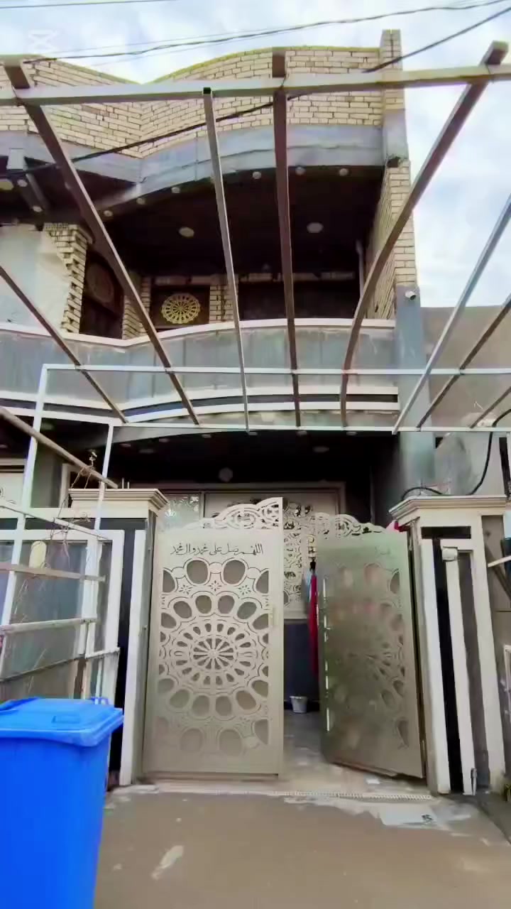 📢 إعلان رقم 864
✦────────────────────✦

السلام عليكم ورحمة الله وبركاته 🌿
حياكم الله جميعاً

🏡 بيت للبيع

📍 الموقع: بغداد / الحسينيه / قرب مرور الحسينيه / شارع التجاري

🏠 تفاصيل البيت:
▪️ المساحة: 160 متر
▪️ سند: طابو ملك صرف

🌳 مواصفات إضافية:
▪️ مطلوب إسكان 47
▪️ القسط الشهري 200
▪️ كامل الخدمات
▪️ موقع ممتاز
▪️ باقي التفاصيل داخل الفيديو

☎️ للاستفسار والاتصال:
📞 ***********
📞 ***********
📞 ***********

✦────────────────────✦
#عقارات_بغداد
#بيت_للبيع
#الحسينيه
